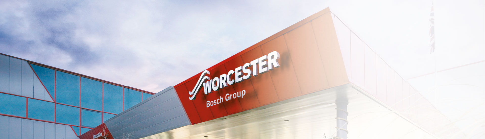 worcester-banner Worcester Accredited Installer Crawley